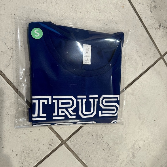 Trust God and Chill T-shirt - Picture 2 of 2